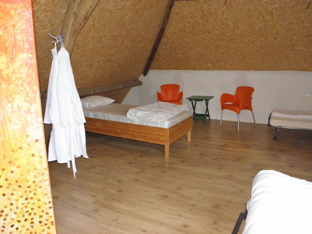 Bed & Breakfast Hofstede Het Klaphek Randwijk Ruang foto