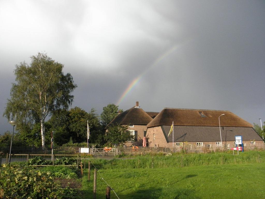 Bed & Breakfast Hofstede Het Klaphek Randwijk Ruang foto