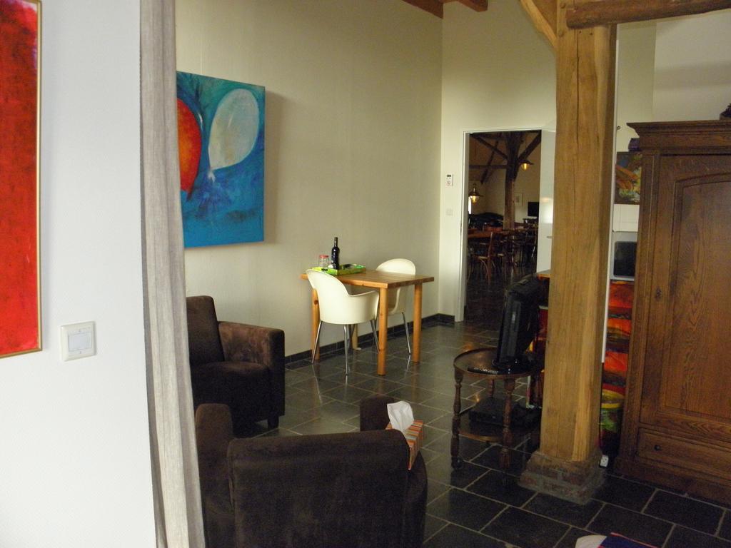 Bed & Breakfast Hofstede Het Klaphek Randwijk Ruang foto